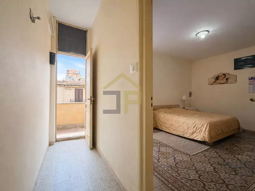 Immagine 5 di Appartamento in vendita  in Via Francesco Paolo Perez 173 a Palermo