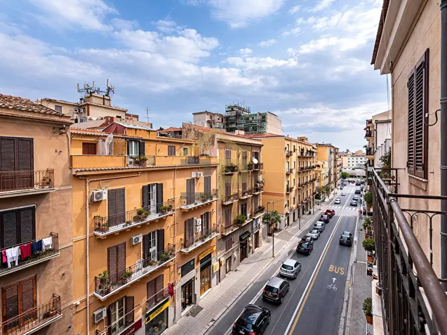 Immagine 11 di Appartamento in vendita  in Via Vincenzo Errante 20 a Palermo