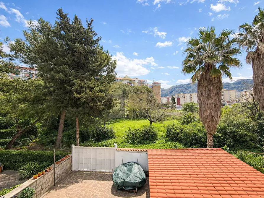 Immagine 3 di Appartamento in vendita  in Via Marco Fanno 6 a Palermo