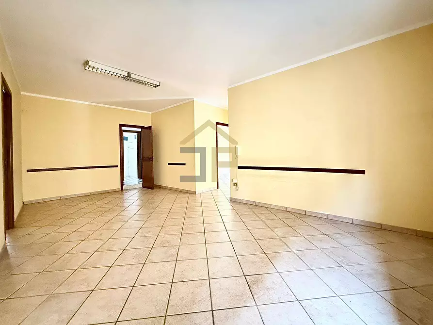 Immagine 4 di Ufficio in affitto  in Via Levatrice 2 a Partinico