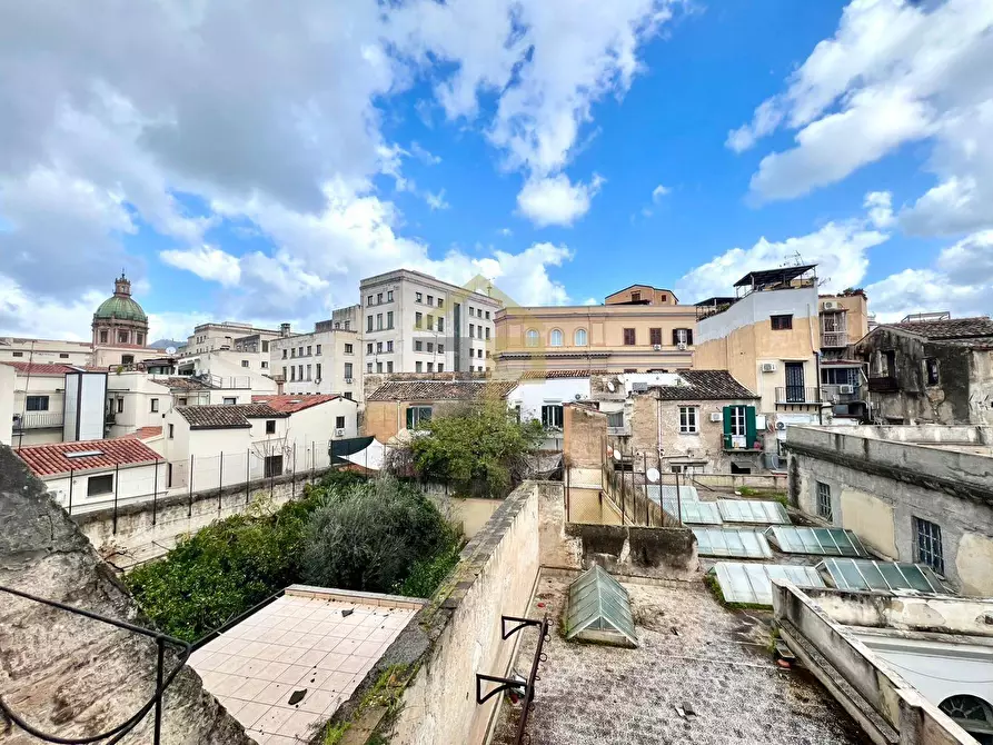 Immagine 29 di Appartamento in vendita  in Via San Basilio 25 a Palermo