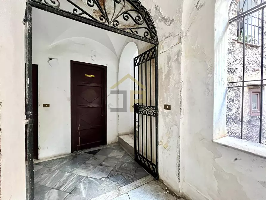 Immagine 23 di Appartamento in vendita  in Via San Basilio 25 a Palermo