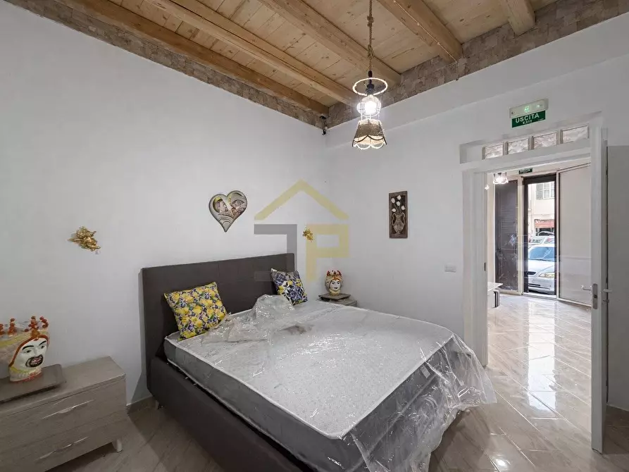 Immagine 5 di Appartamento in vendita  in Via Salvatore Lo Forte 27 a Palermo