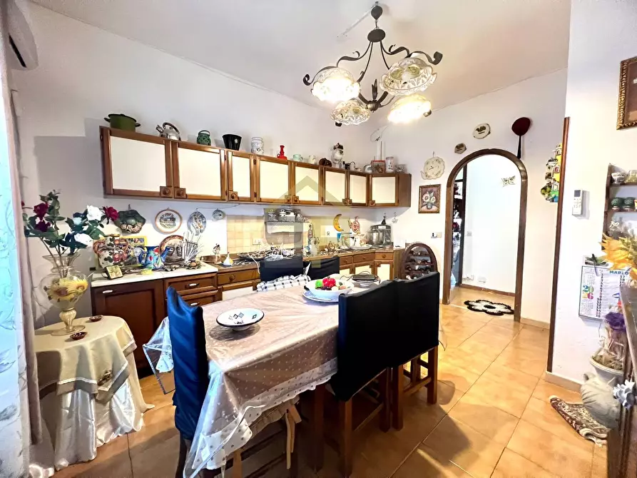 Immagine 4 di Appartamento in vendita  in Passaggio De Felice Giuffrida 9 a Palermo