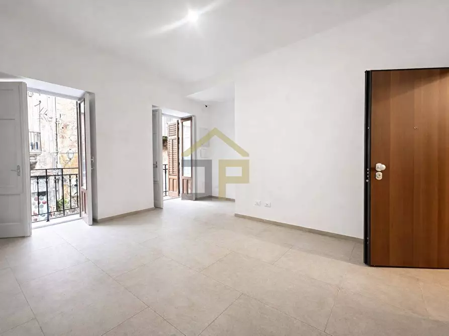 Immagine 2 di Appartamento in vendita  in via Garibaldi 76 a Palermo