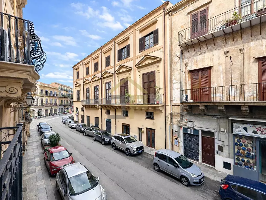 Immagine 11 di Appartamento in vendita  in via Garibaldi 76 a Palermo