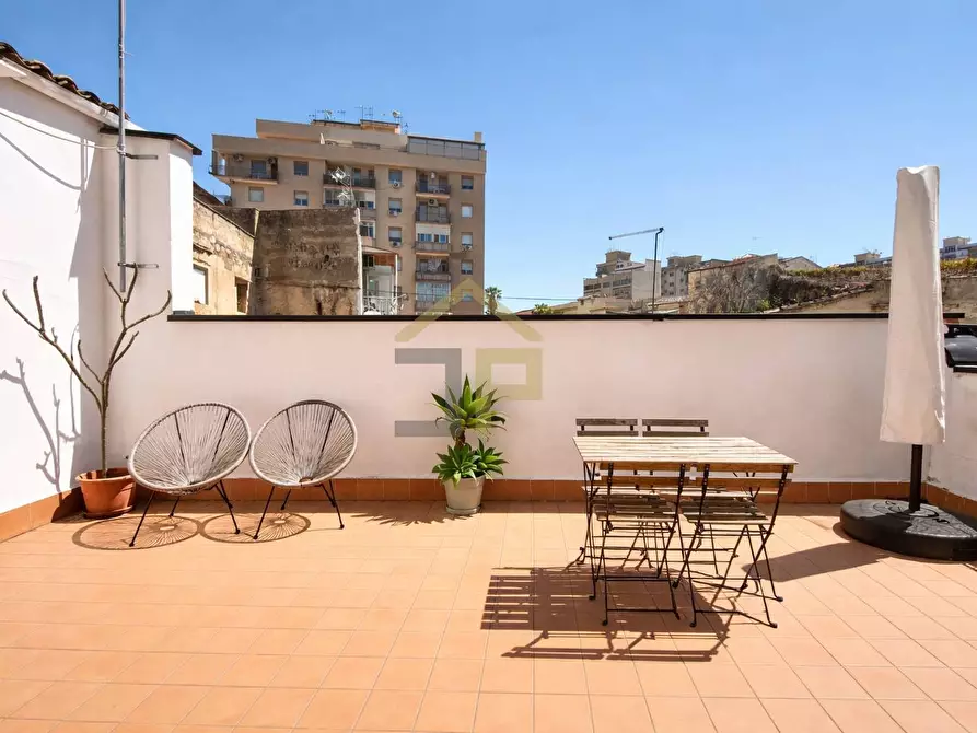 Immagine 2 di Appartamento in vendita  in Via Cappuccini 64 a Palermo