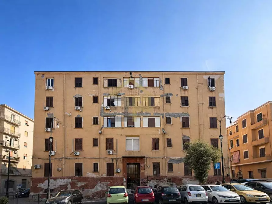 Immagine 10 di Appartamento in vendita  in Piazza Alessandro Vanni 1 a Palermo