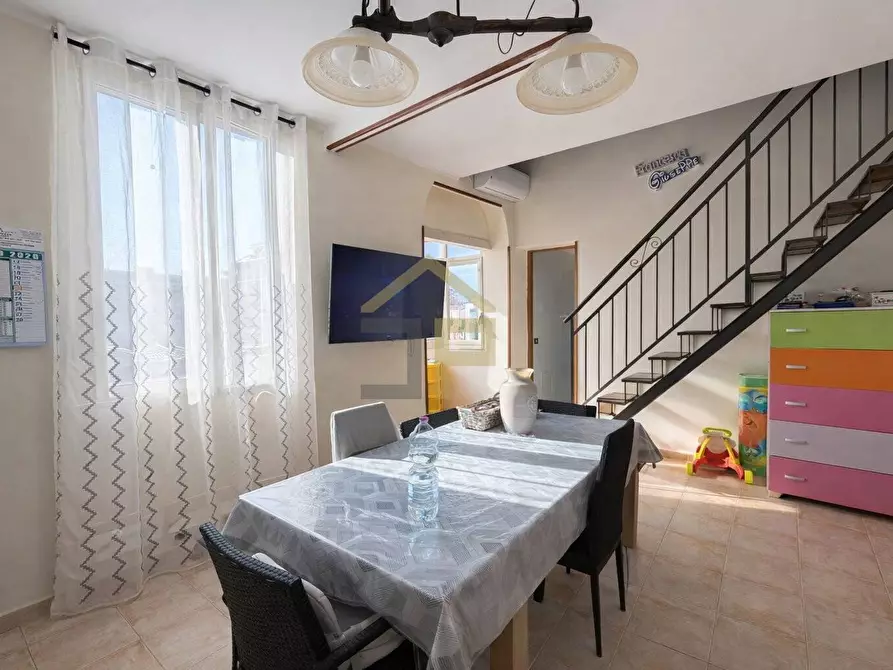 Immagine 3 di Appartamento in vendita  in Piazza Alessandro Vanni 1 a Palermo