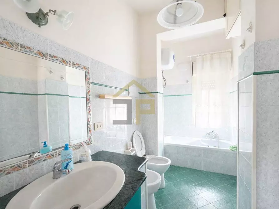 Immagine 10 di Appartamento in vendita  in Piazzale Fratelli Sant'anna 9 a Palermo