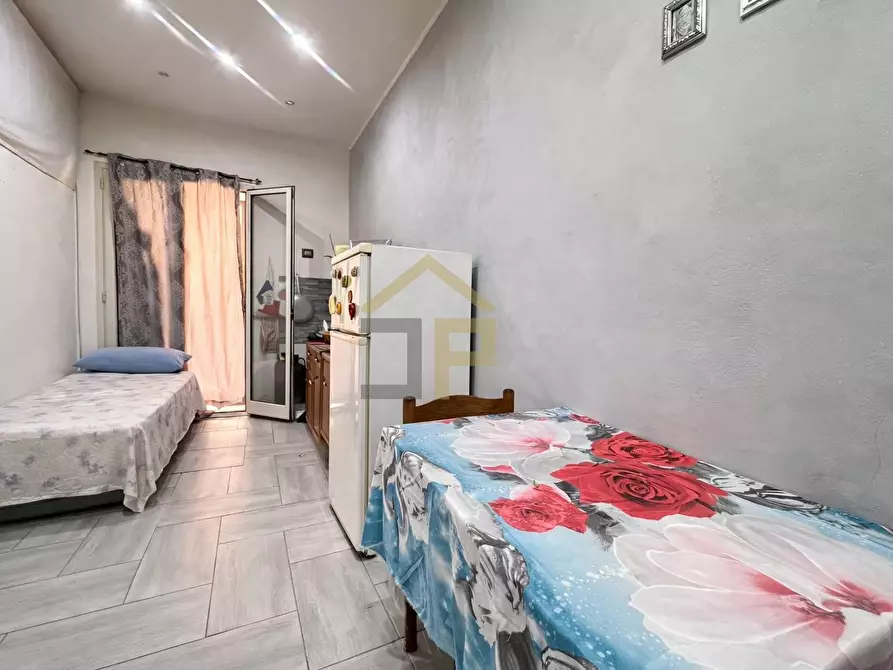 Immagine 3 di Appartamento in vendita  in Vicolo La Rocca Alle Case Nuove 4 a Palermo