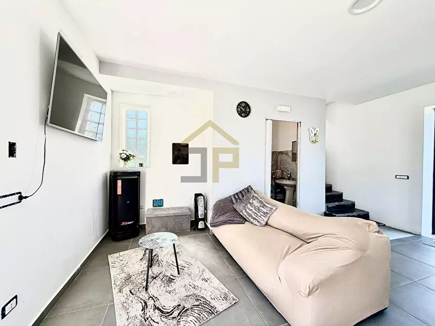 Immagine 10 di Villa in vendita  in Contrada Piano Del Re a Partinico