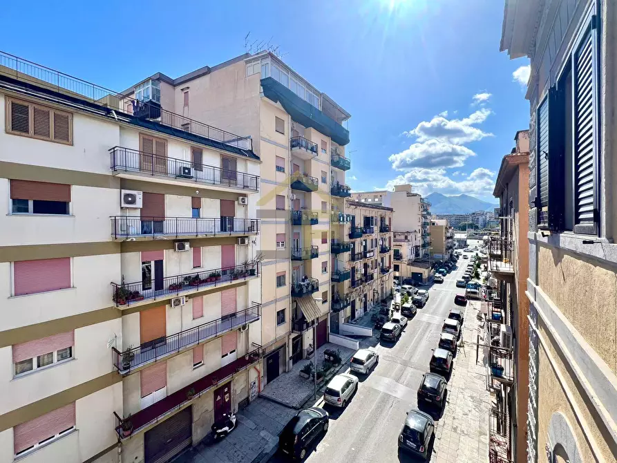 Immagine 5 di Appartamento in vendita  in Via Venanzio Marvuglia 74 a Palermo