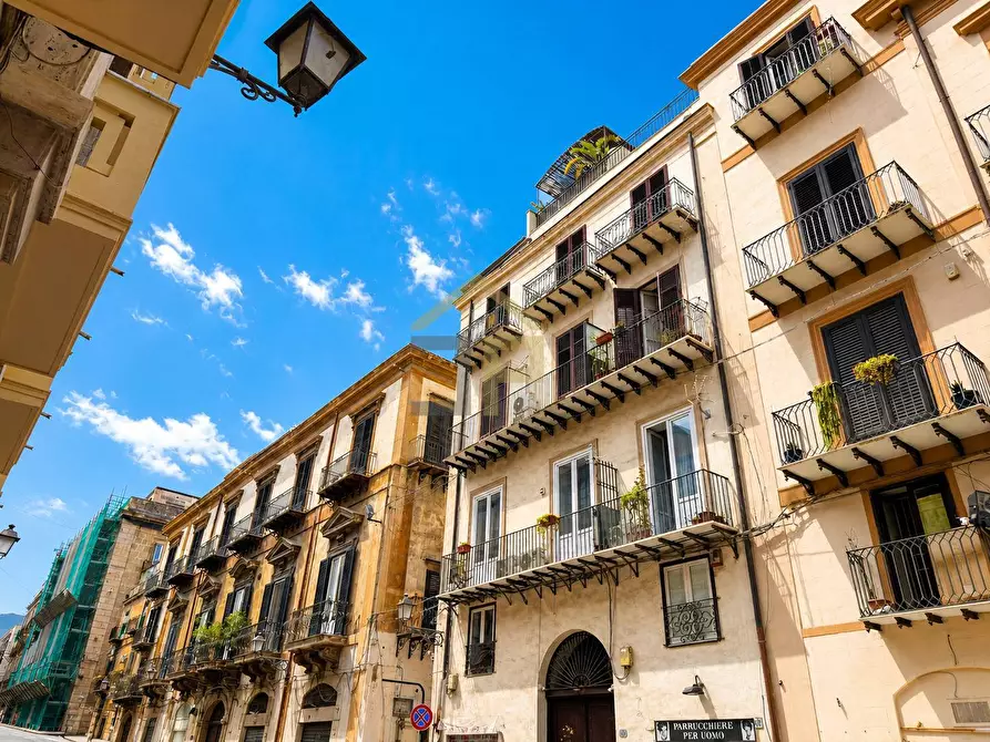 Immagine 1 di Appartamento in vendita  in Via Maqueda 58 a Palermo