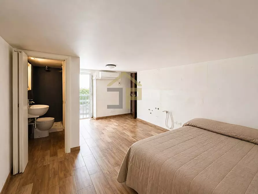 Immagine 6 di Appartamento in vendita  in Via Maqueda 58 a Palermo