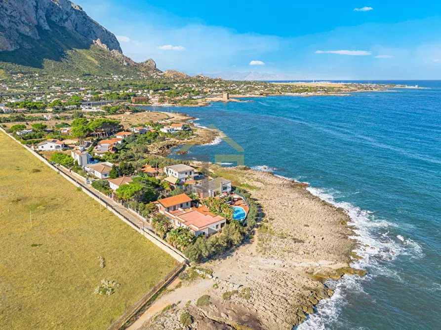 Immagine 4 di Villa in vendita  in Contrada Piraineto snc a Capaci