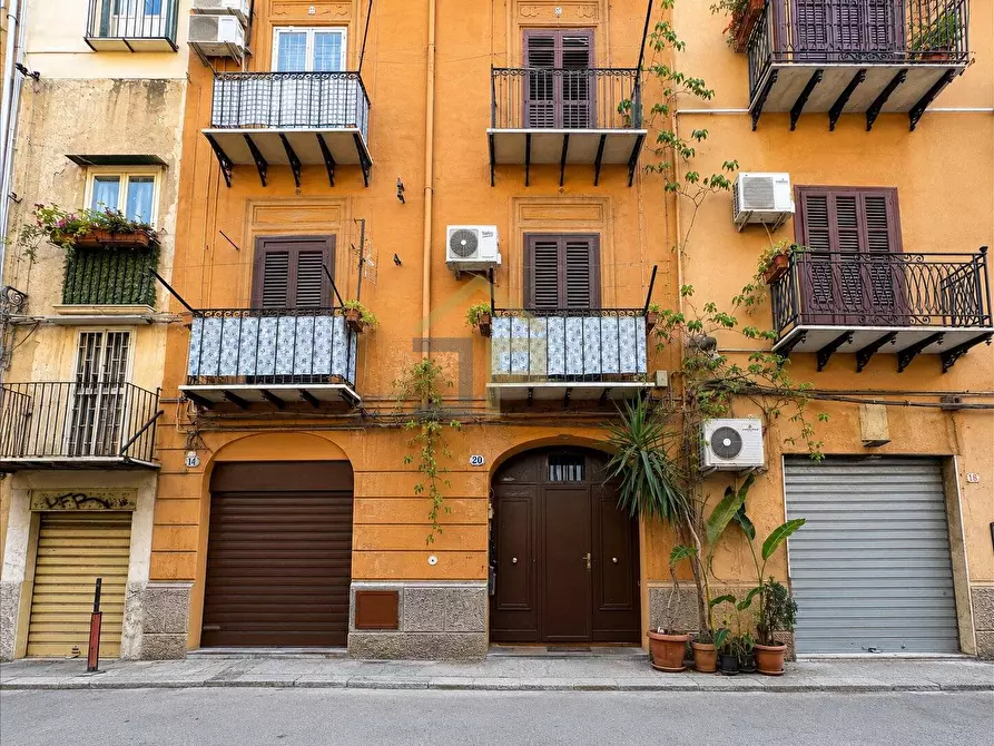 Immagine 9 di Appartamento in vendita  in Via Montesanto 20 a Palermo