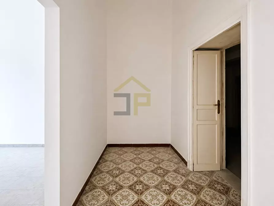 Immagine 18 di Appartamento in vendita  in Piazza Sant'andrea 7 a Palermo