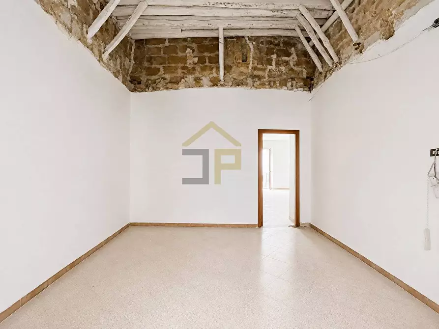 Immagine 11 di Appartamento in vendita  in Piazza Sant'andrea 7 a Palermo