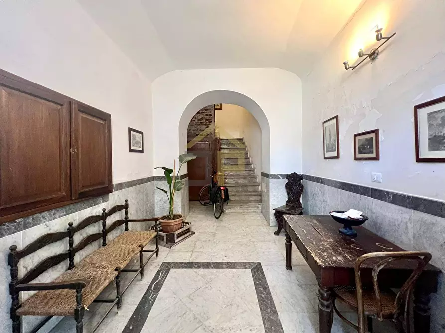 Immagine 26 di Appartamento in vendita  in Piazza Sant'andrea 7 a Palermo