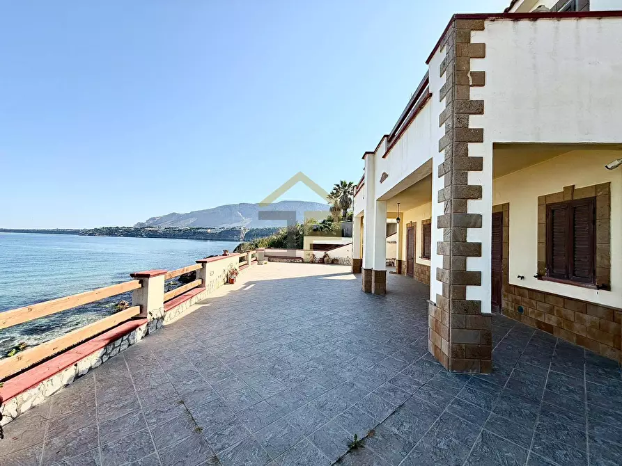 Immagine 22 di Villa in vendita  in Contrada San Cataldo snc a Capaci