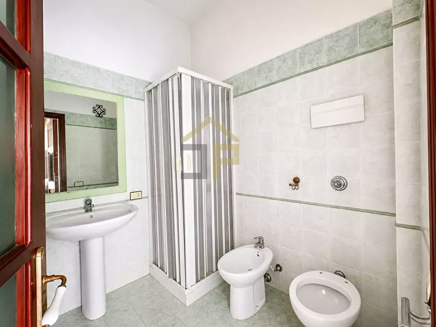 Immagine 15 di Palazzo in vendita  in Gaetano Filangeri 16 a Palermo