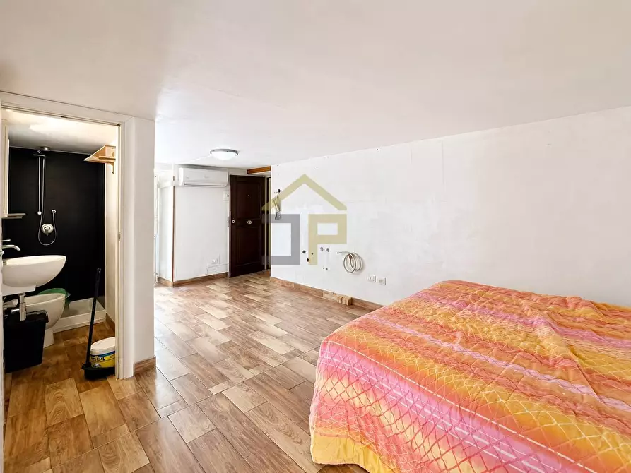 Immagine 12 di Appartamento in vendita  in Via Maqueda 58 a Palermo