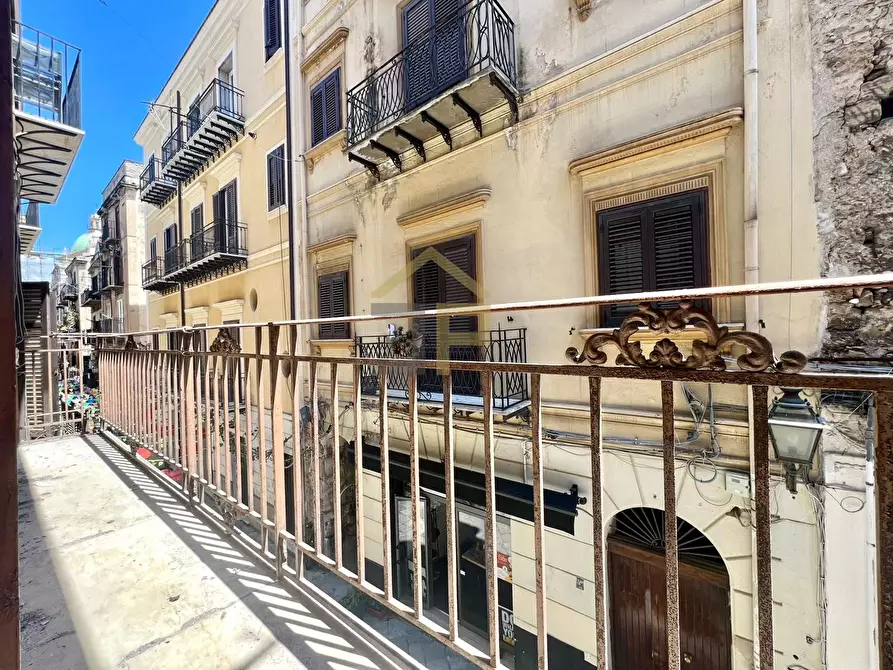 Immagine 11 di Appartamento in vendita  in Via Orologio 35 a Palermo