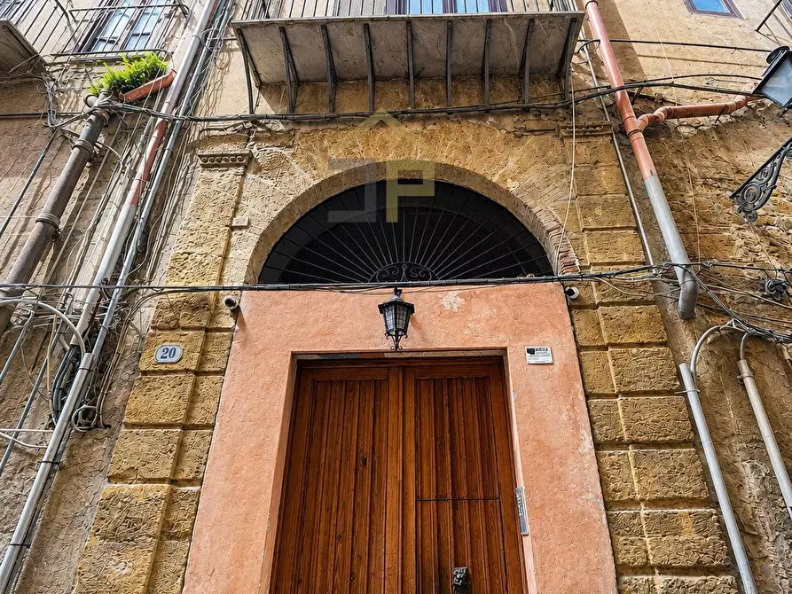 Immagine 1 di Appartamento in vendita  in Via Immacolatella 20 a Palermo