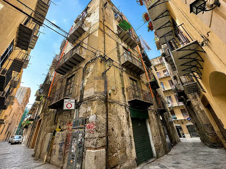 Immagine 2 di Appartamento in vendita  in Via Immacolatella 20 a Palermo