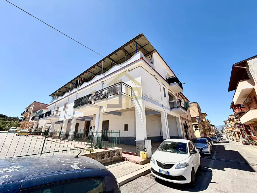 Immagine 5 di Appartamento in vendita  in Via Mario Rapisardi 1/A a Capaci