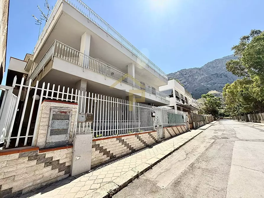 Immagine 5 di Appartamento in vendita  in Via Trapani 21 a Capaci