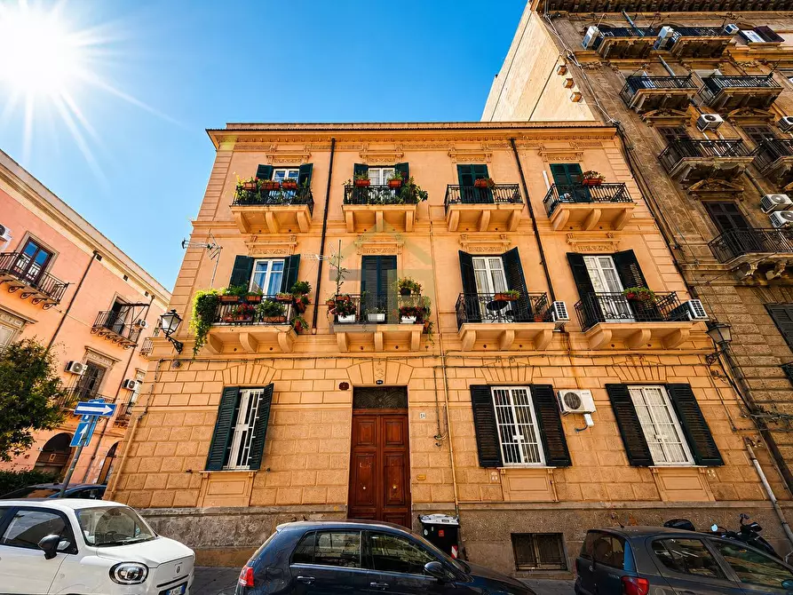 Immagine 12 di Appartamento in vendita  in Via Fiume 12 a Palermo