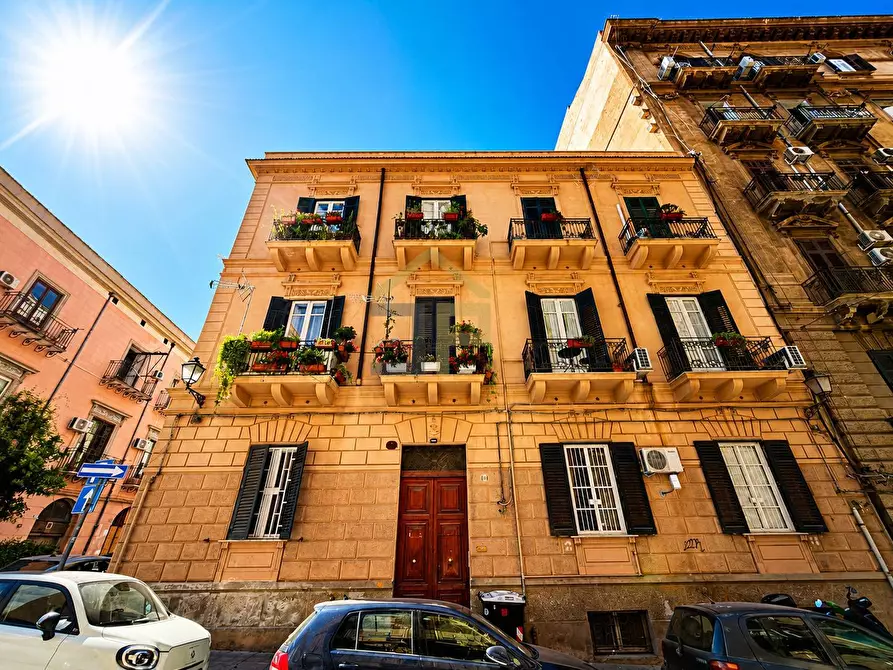Immagine 1 di Appartamento in vendita  in Via Fiume 12 a Palermo