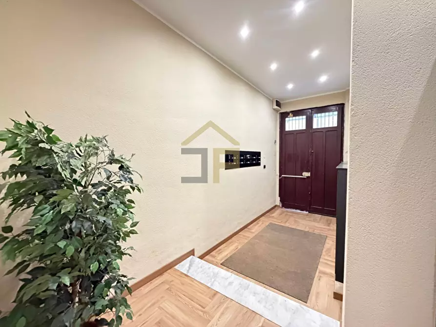 Immagine 38 di Appartamento in vendita  in Via Fratelli Campo 50 a Palermo