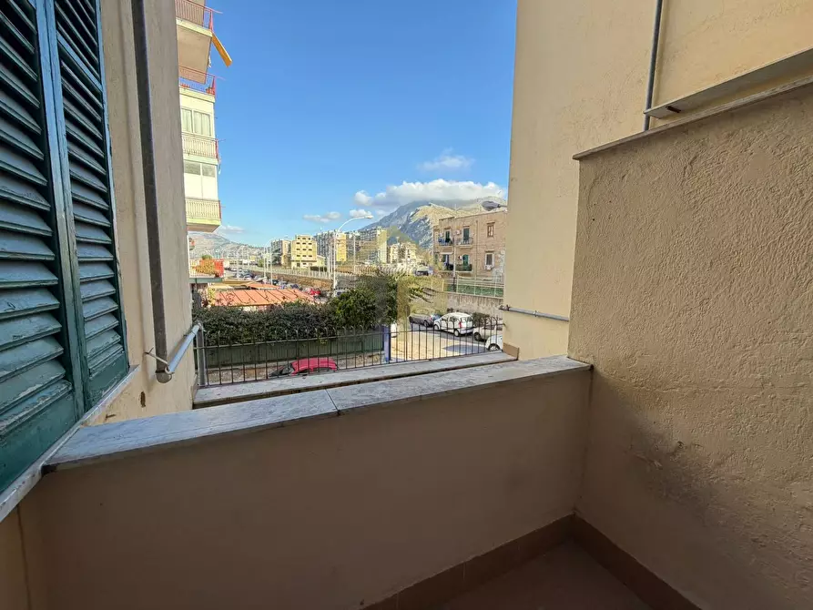 Immagine 40 di Appartamento in vendita  in Via Fratelli Campo 50 a Palermo
