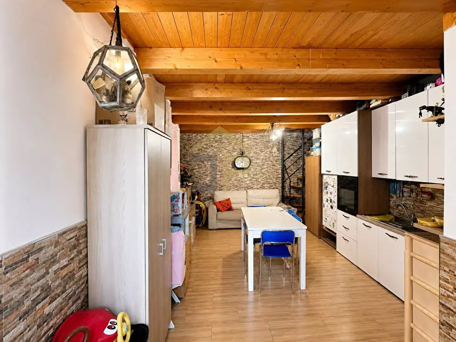 Immagine 3 di Appartamento in vendita  in Piazza San Gregorio 5 a Palermo