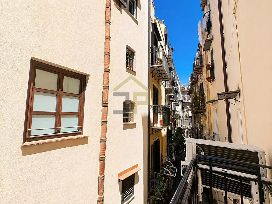 Immagine 16 di Appartamento in affitto  in via Alessandro Paternostro 16 a Palermo