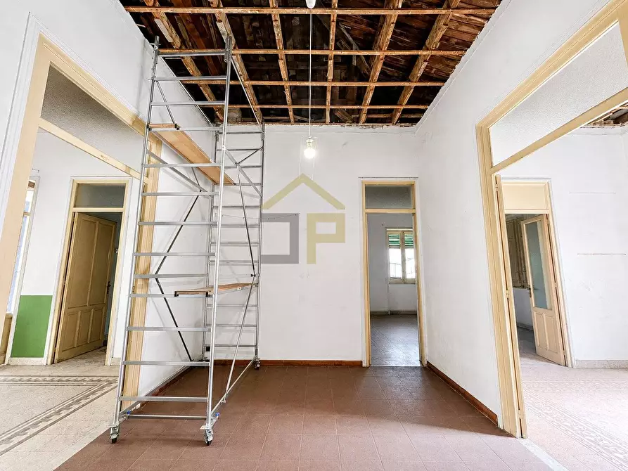 Immagine 10 di Appartamento in vendita  in Viale Regina Margherita 36 a Palermo