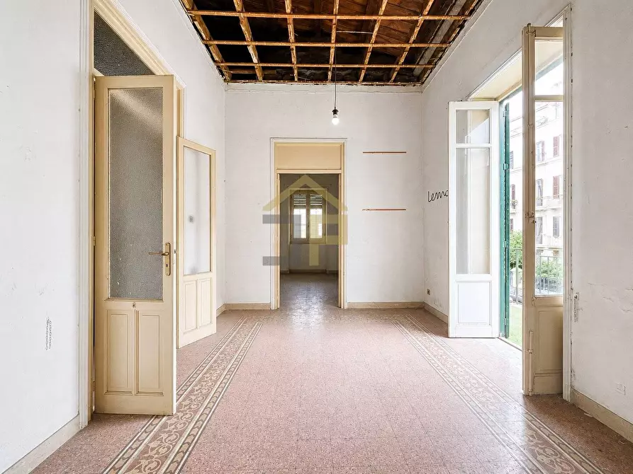 Immagine 19 di Appartamento in vendita  in Viale Regina Margherita 36 a Palermo