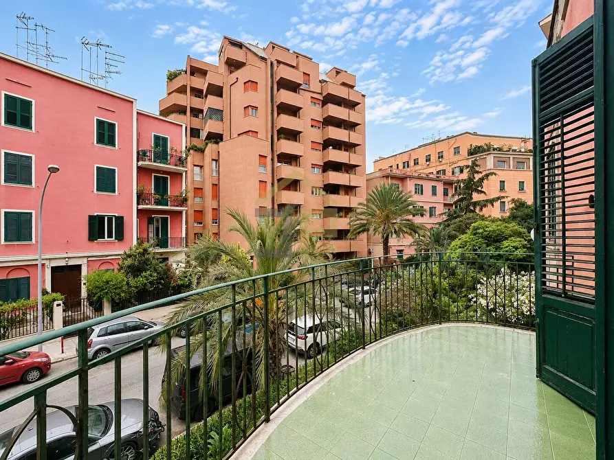 Immagine 15 di Appartamento in vendita  in Viale Regina Margherita 36 a Palermo