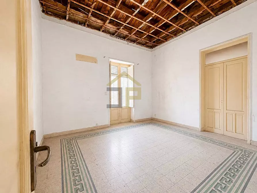Immagine 35 di Appartamento in vendita  in Viale Regina Margherita 36 a Palermo