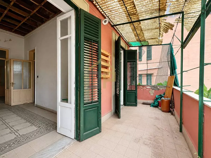 Immagine 45 di Appartamento in vendita  in Viale Regina Margherita 36 a Palermo