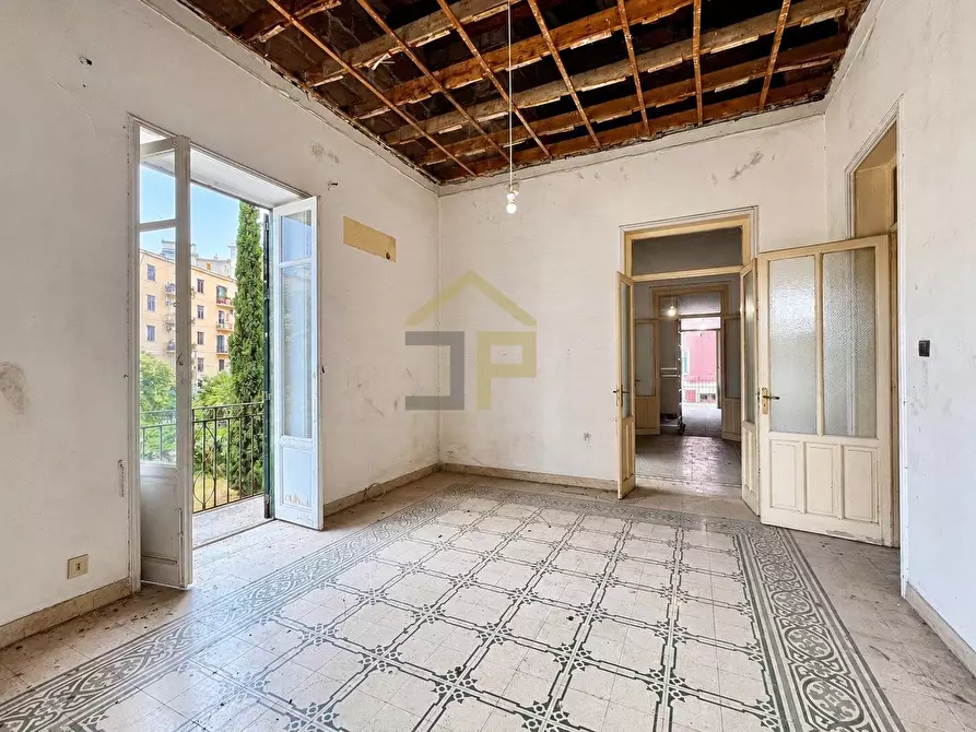 Immagine 39 di Appartamento in vendita  in Viale Regina Margherita 36 a Palermo
