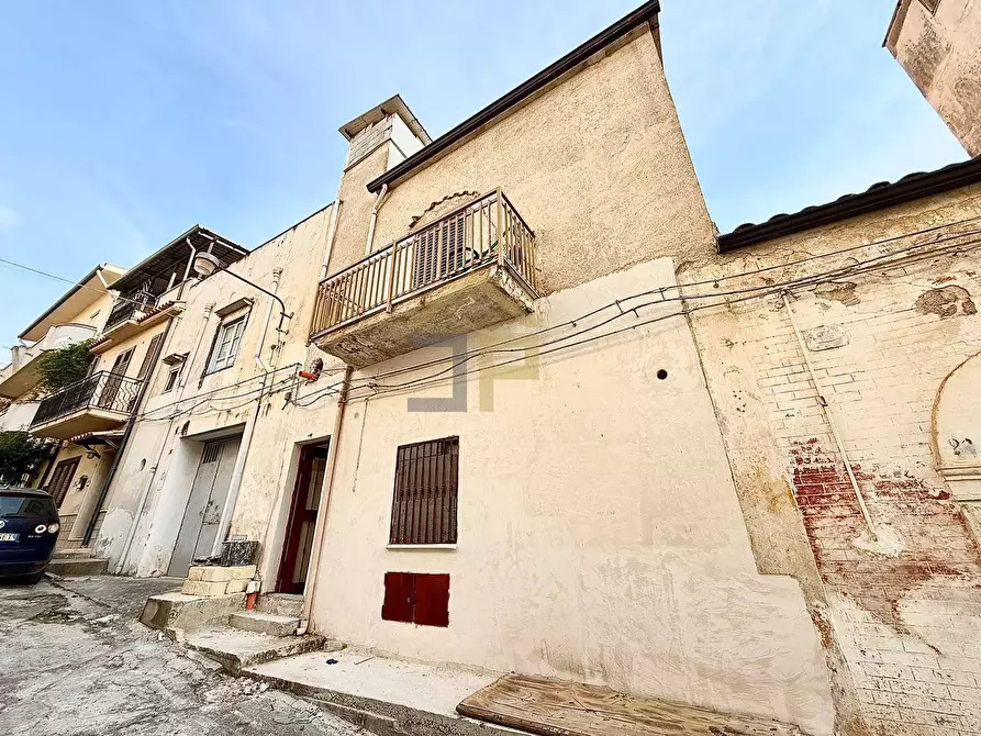 Immagine 6 di Casa indipendente in vendita  in Via Gambino 25 a Partinico