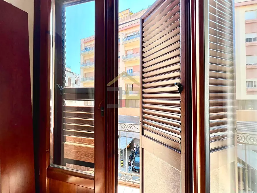 Immagine 12 di Appartamento in vendita  in Via Divisi 45 a Palermo