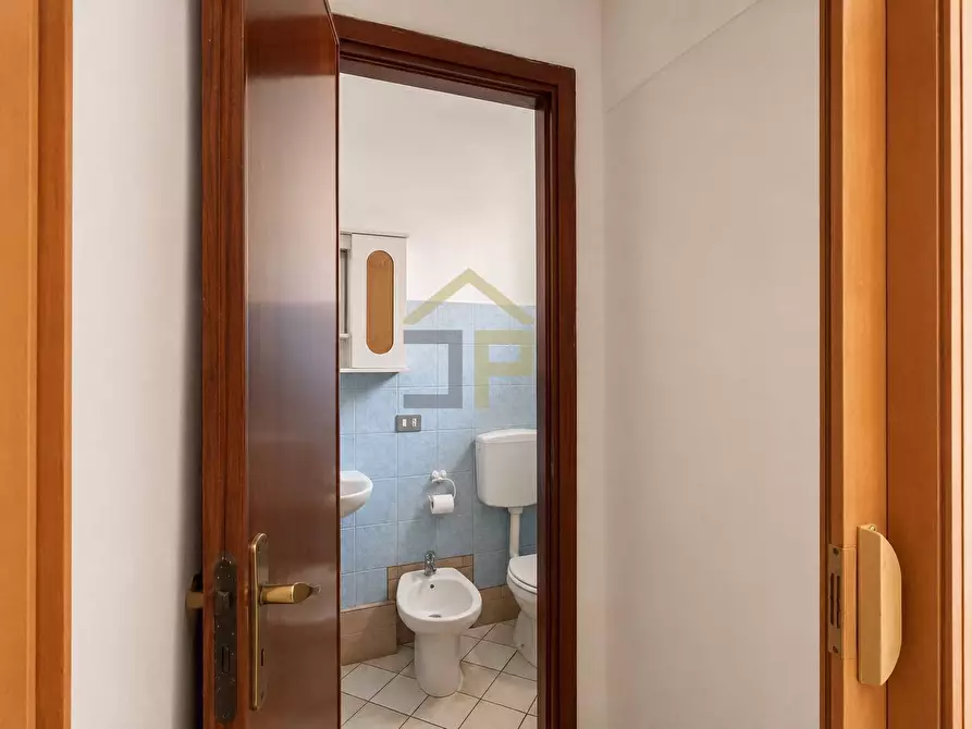 Immagine 29 di Appartamento in vendita  in Via Divisi 45 a Palermo