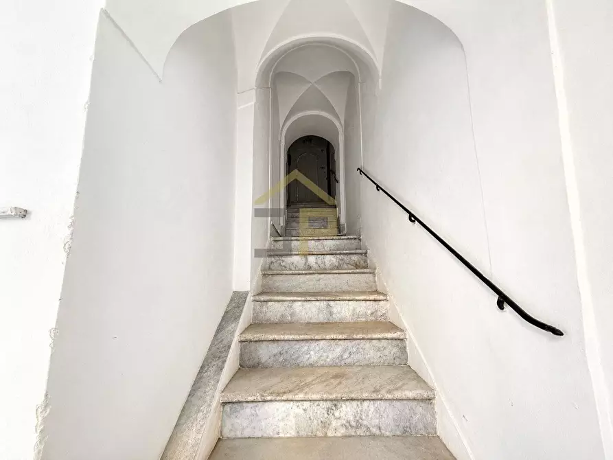 Immagine 10 di Appartamento in vendita  in Piazza Degli Aragonesi 38 a Palermo