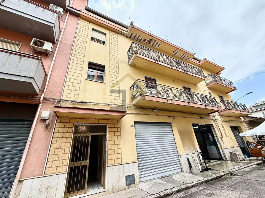 Immagine 18 di Appartamento in vendita  in Via Benvenuto Cellini 31 a Partinico