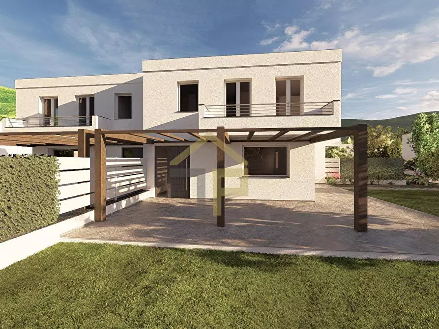 Immagine 3 di Villa in vendita  in Via Calarossa a Terrasini